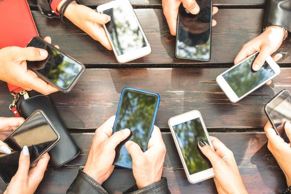networking on phones